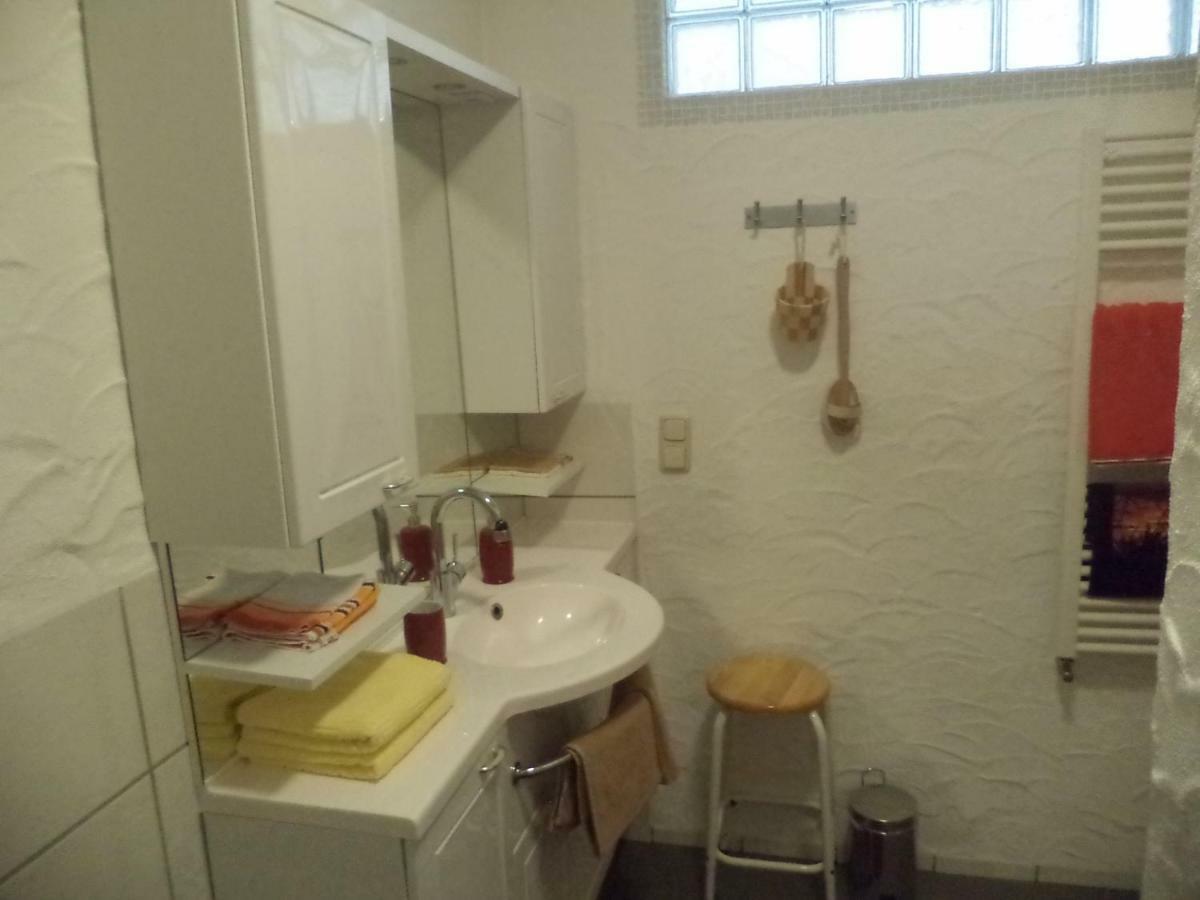 Ferienappartment Mit Schlafzimmer Farschweiler エクステリア 写真